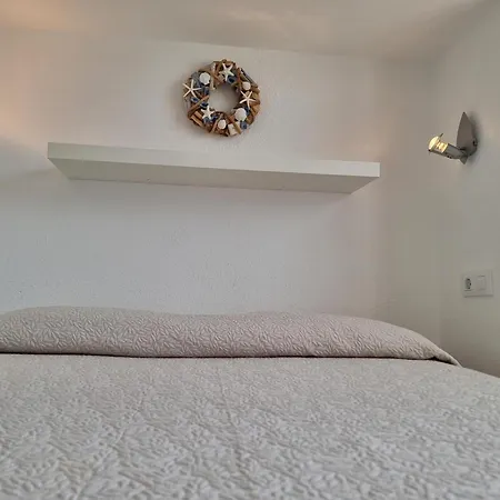 Con Terraza A 400m De La Playa De Riells - Hisp-236-184 Apartment